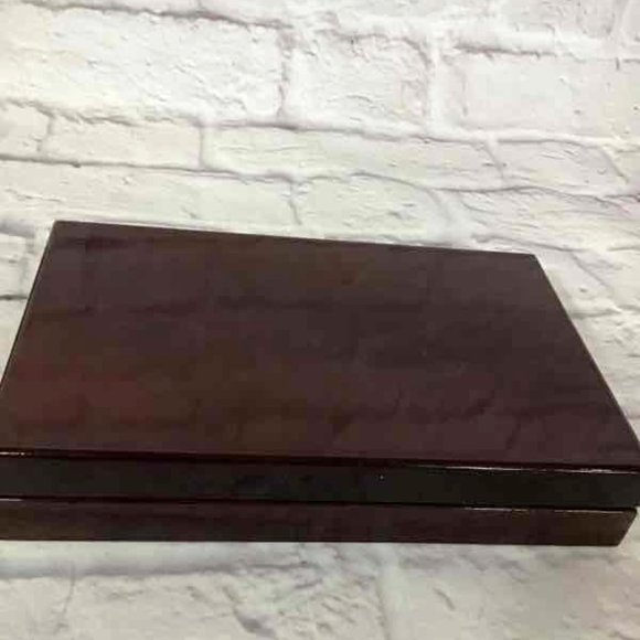 Reflections Black & Golden 2 Writing Pens and Desk Clock Set with Case - Picture 8 of 9